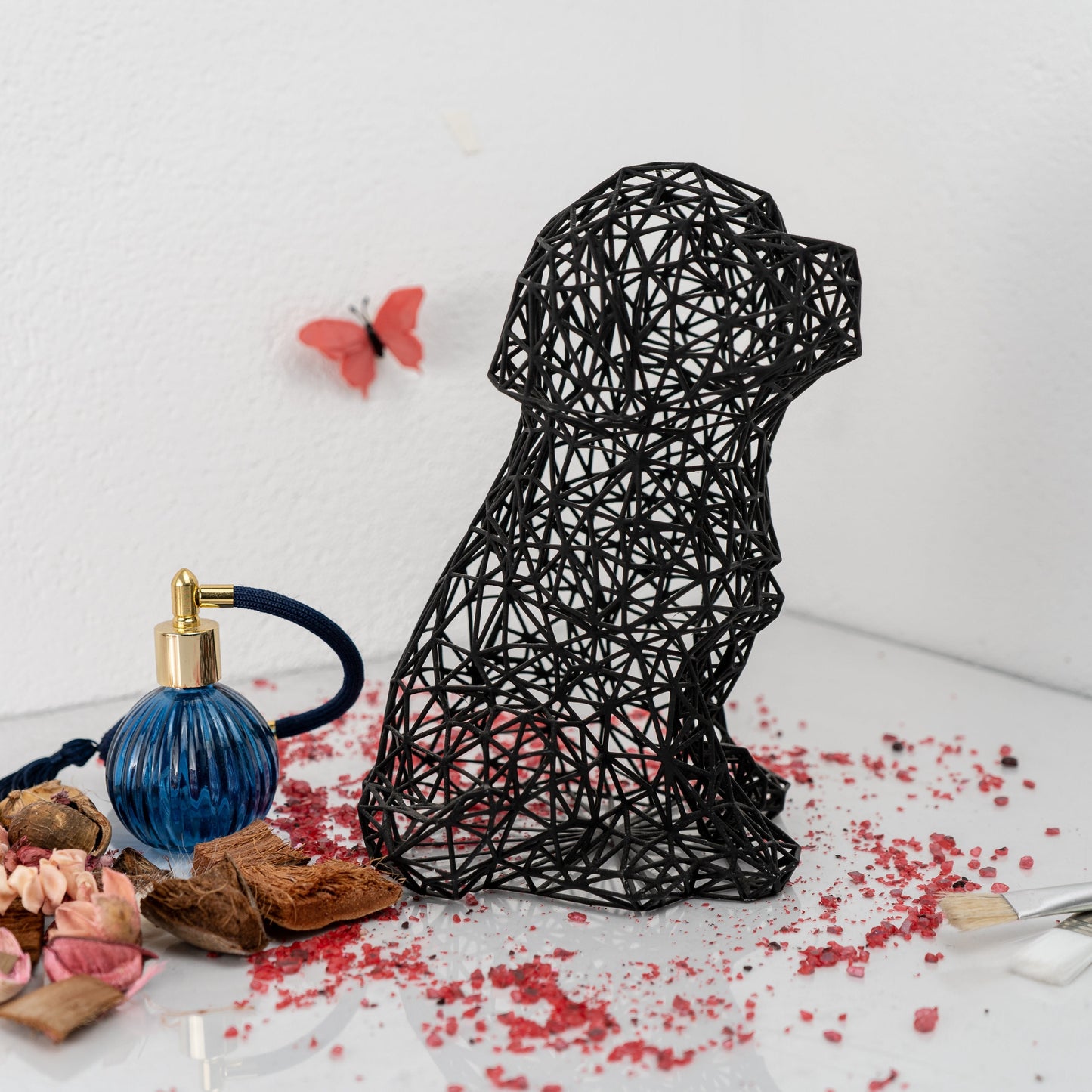 Adorable Puppy Wire Design