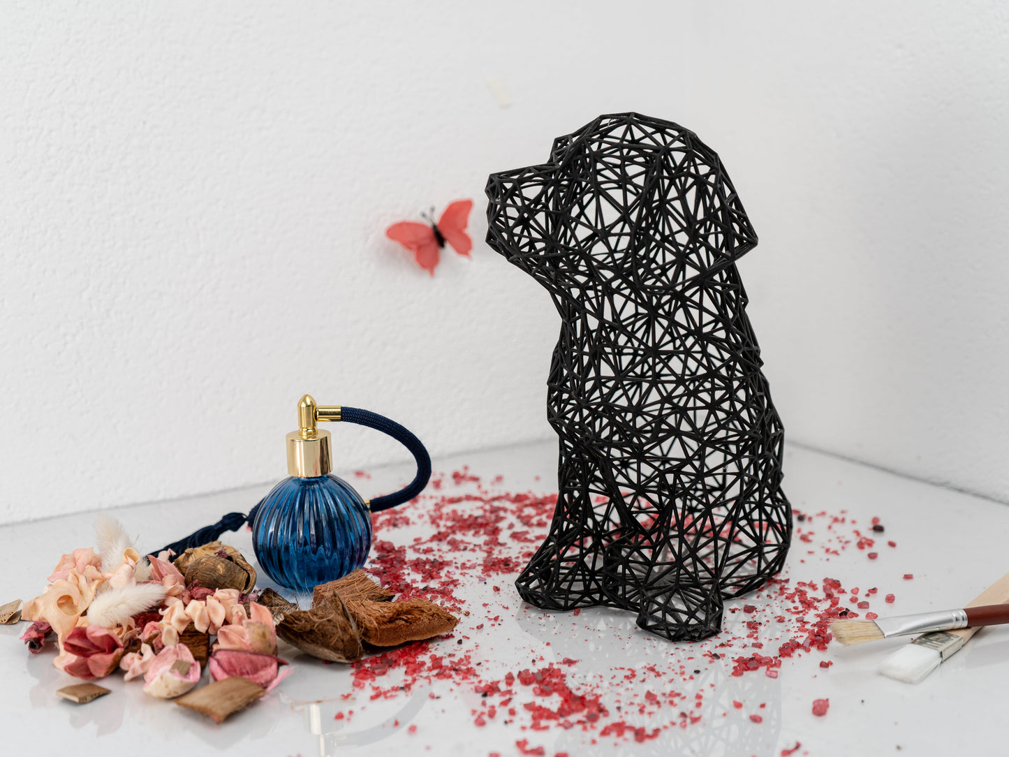 Adorable Puppy Wire Design
